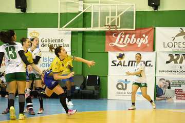 Un partidazo del Rocasa Gran Canaria rompe la racha de 8 partidos sin perder de Elche (34-25) (Foto TA)